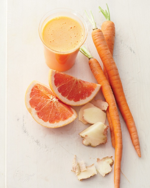 grapefruit-carrot-ginger-juice-mbd108052_vert