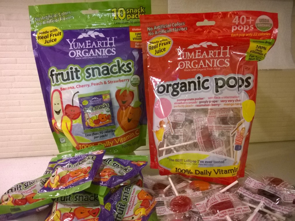 YumEarth Organic Fruit Snacks and Organic Pops Giveaway
