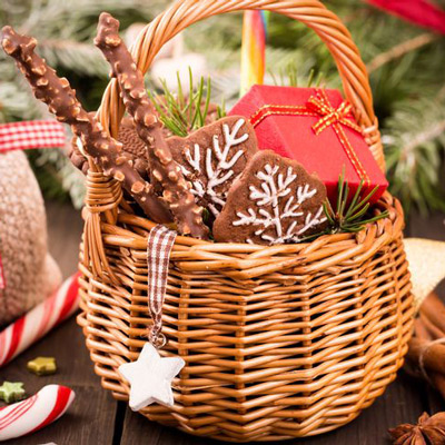 Holiday Gift Guide - Gift Basket
